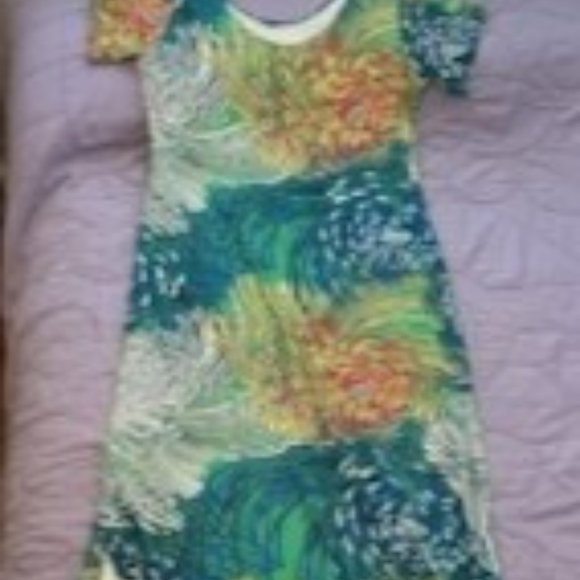 Colorful Chrysanthemum Patterned Soft Jersey Slit Maxi T-Shirt dress - Picture 5 of 7